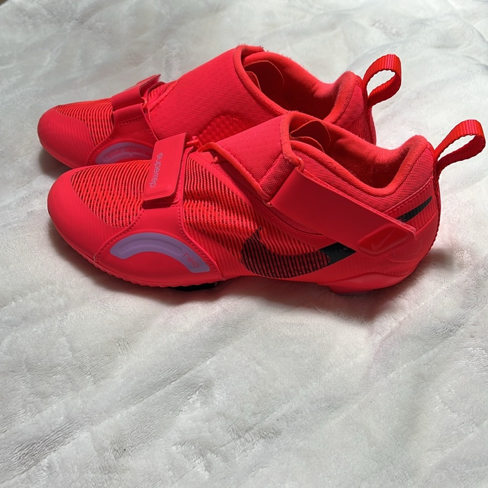 Nike Spin Shoes with Clips
